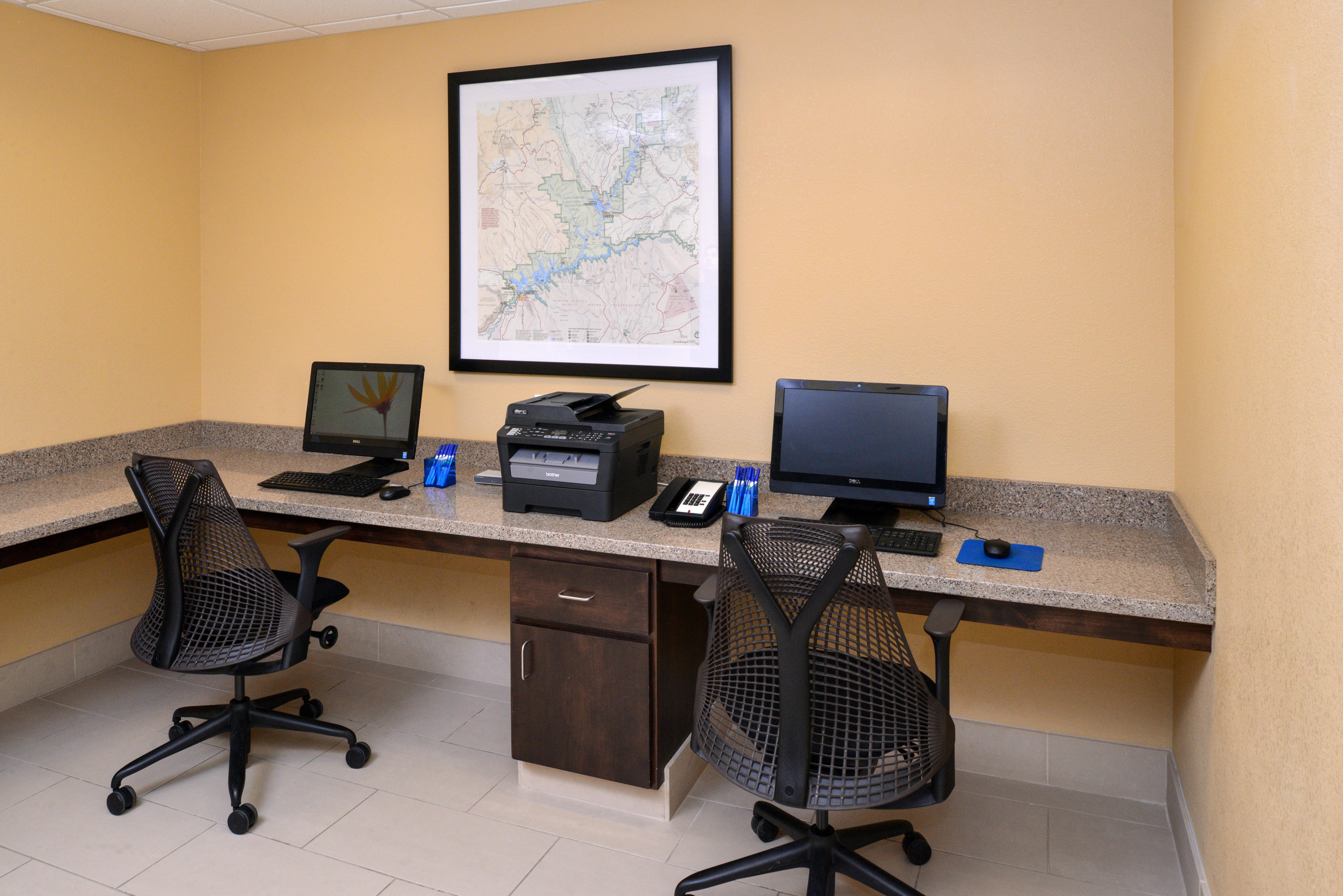 Holiday Inn Express & Suites Page - Lake Powell Area By Ihg Exterior foto